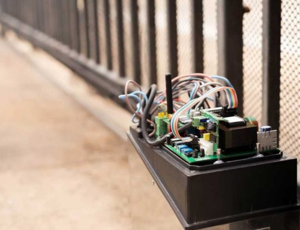 Cantilever Sliding Gates Advantages & disadvantages ELEX GATES