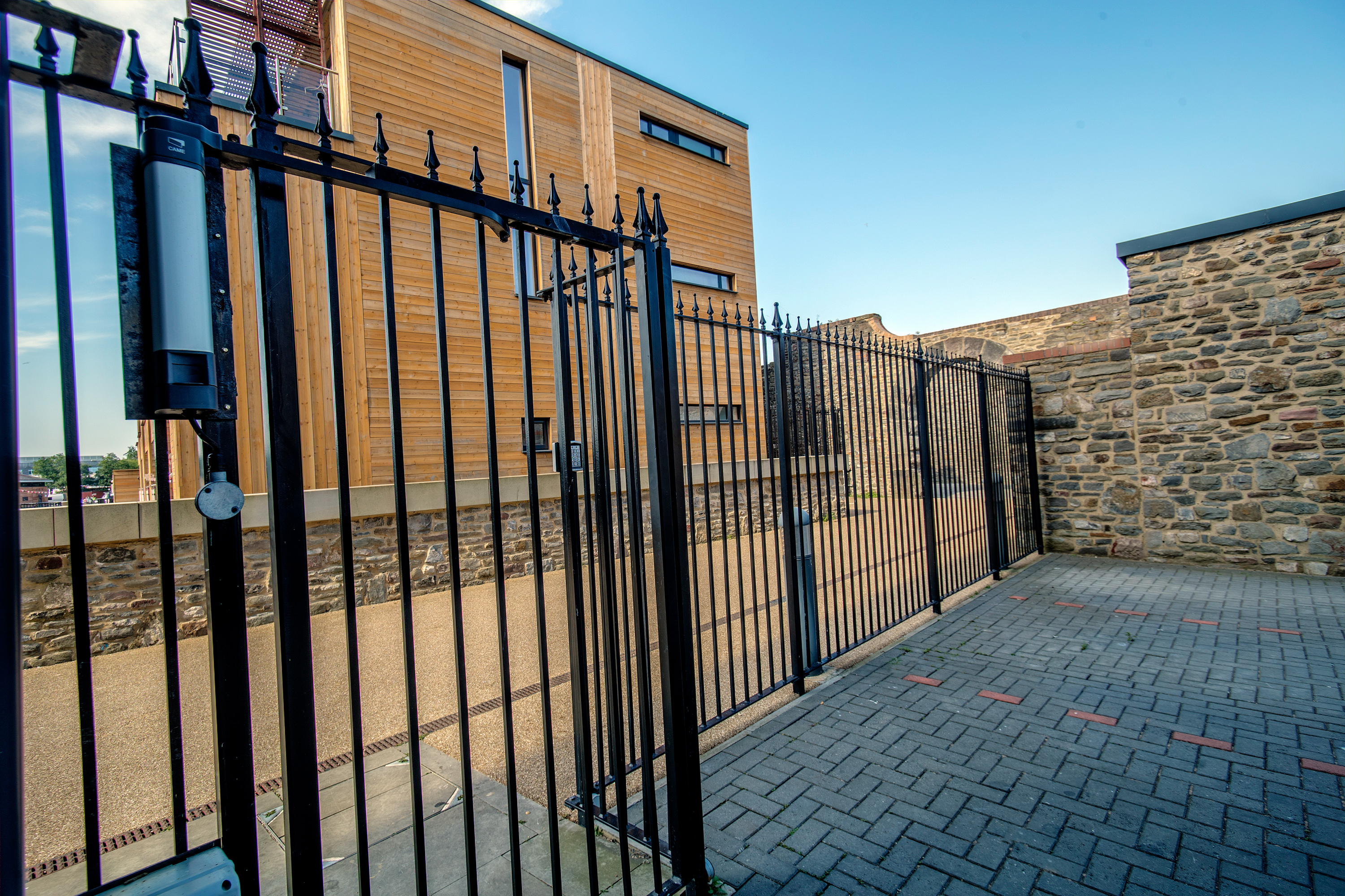 residential and commercial fencing and pedestrian gates and access
