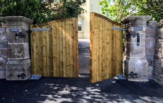 Automated Wooden bell top driveway gate by Elex Automation